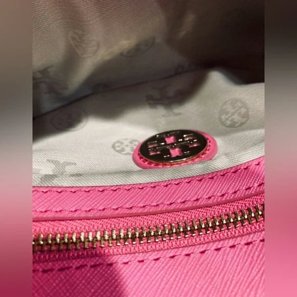 Tory Burch Robinson Patchwork Crossbody Bag - Picture 7 of 10